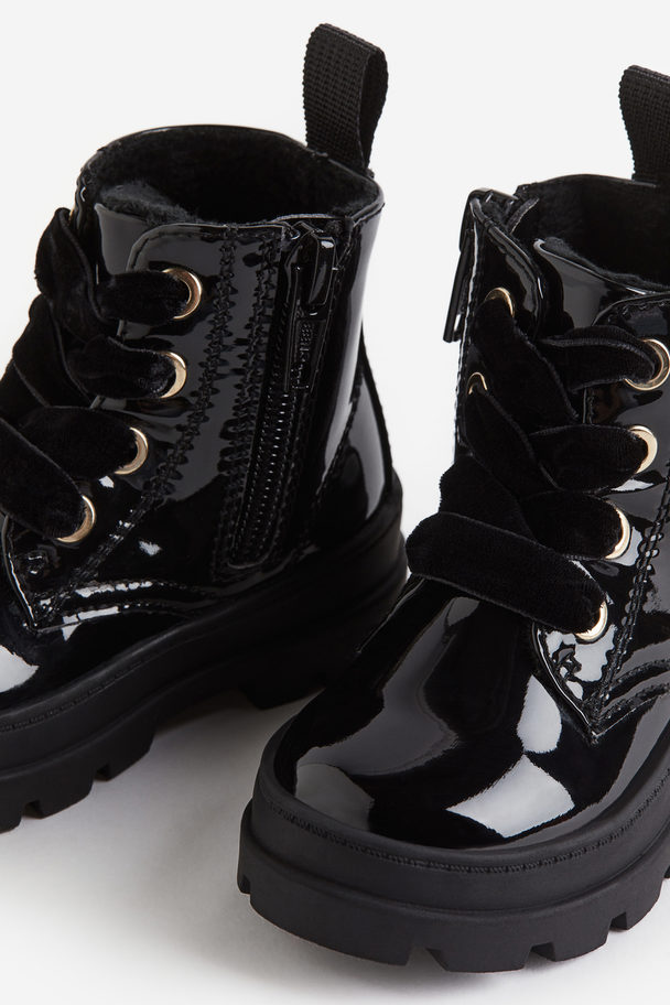H&M Warm-lined Lace-up Boots Black