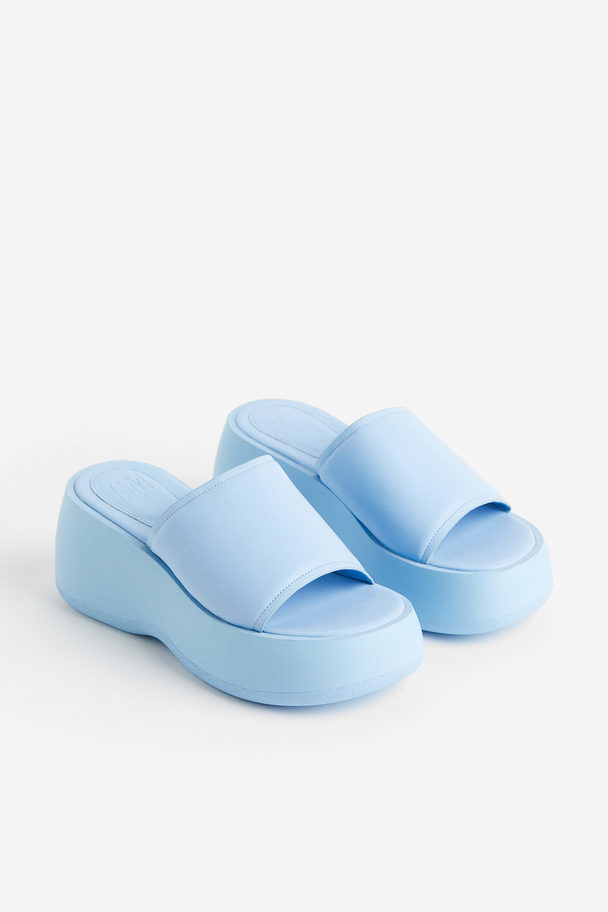 H&M Chunky Plateauslippers Lichtblauw