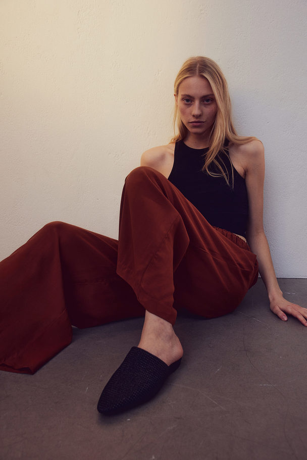 H&M Cropped Pull-on Trousers Rust Red