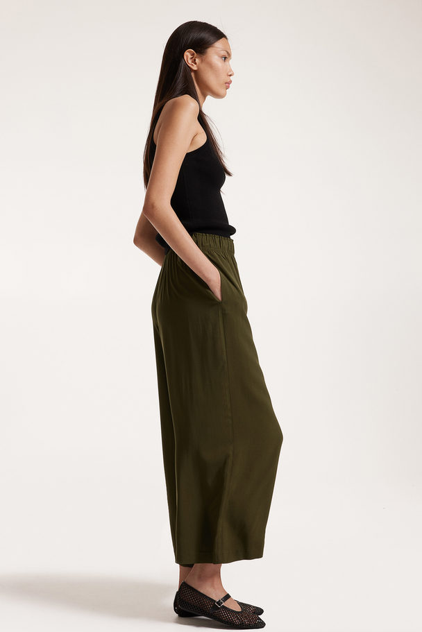 H&M Cropped Pull-on Broek Donker Kakigroen