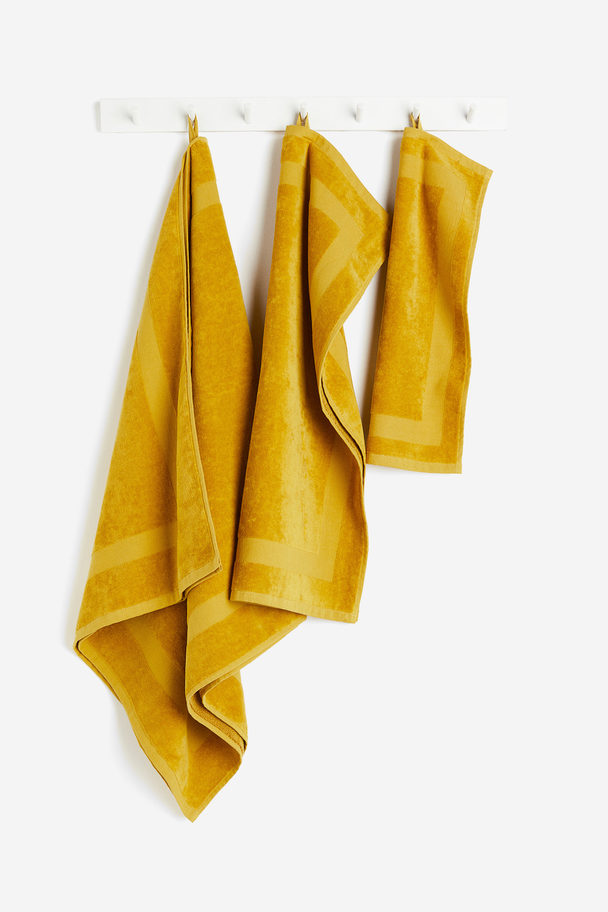 H&M HOME Velour Guest Towel Yellow
