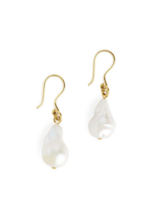 ARKET Freshwater Pearl Hook Earrings Gold/white