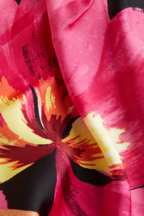 H&M Omlottklänning I Satin Cerise/blommig