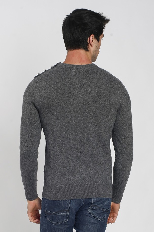 William de Faye Round Neck Buttoned Shoulder Sweater