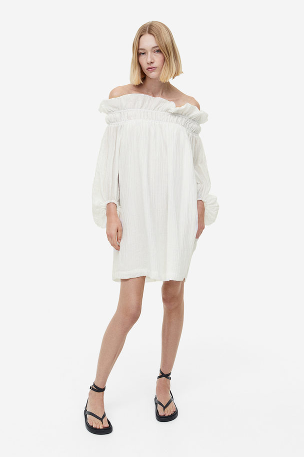 H&M Oversized Off Shoulder-klänning Vit