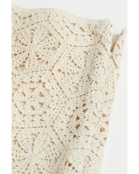 H&M Crocheted Lace Shorts Light Beige