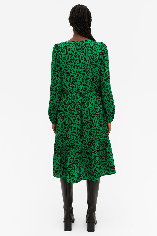 Grøn Slå Om-kjole Med Sort / Grøn Leopard Black dark green leo – 150 DKK | Afound