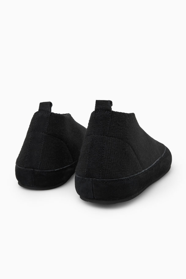 COS Teddy-lined Knitted Slippers Black