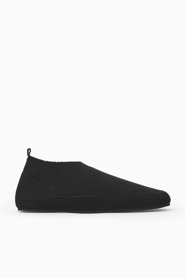 COS Teddy-lined Knitted Slippers Black