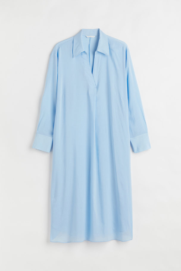 H&M H&M+ Blusenkleid aus Lyocellmix Hellblau