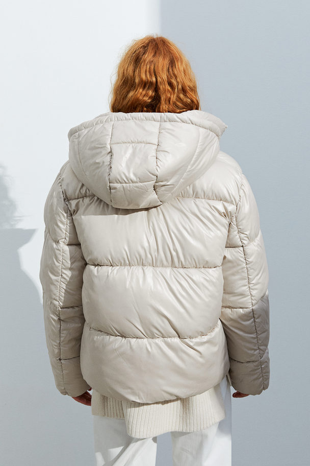 H&M Puffer Jacket mit Kapuze Naturweiß