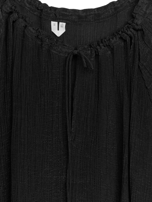 ARKET Maxi-jurk Met Strikkraag Zwart