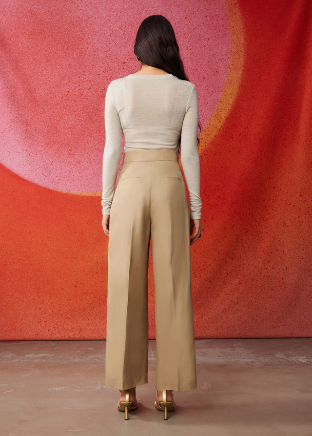 & Other Stories Straight Tailored Trousers Beige