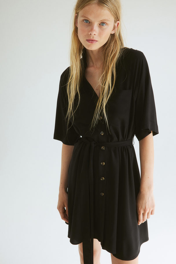 H&M Tie-belt Shirt Dress Black