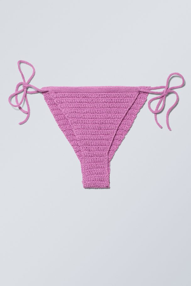 Weekday Hæklede Bikiniunderdel I Brasiliansk Stil Pink