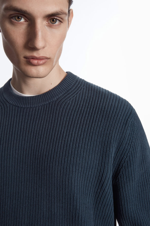 COS Stone-washed Knitted Jumper Navy