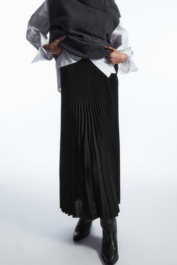 COS Pleated Midi Skirt Black