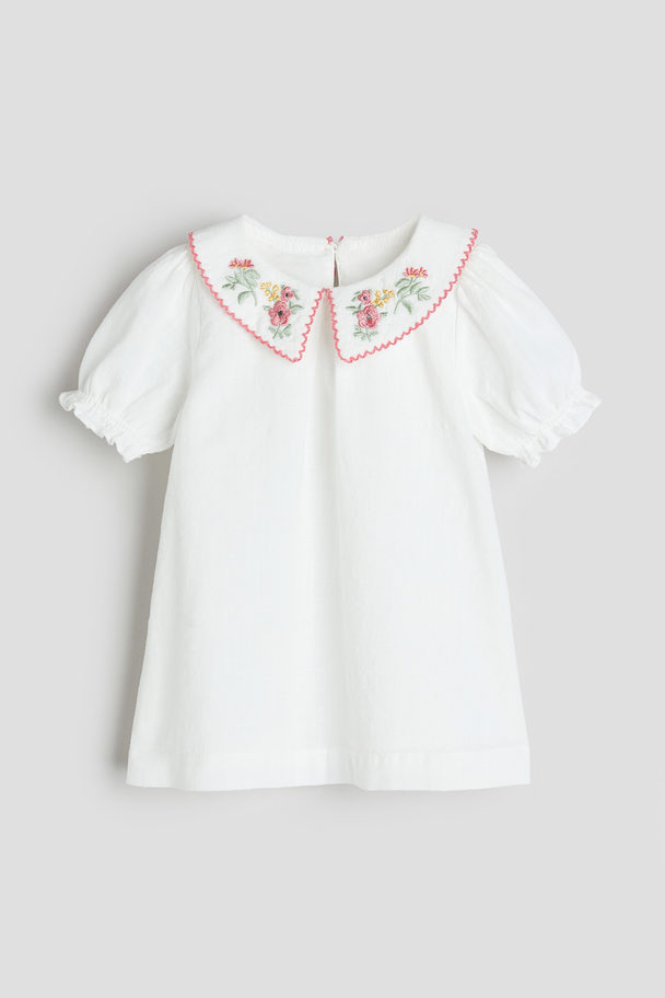 H&M Kleid mit Motivstickerei Weiß/Blumen