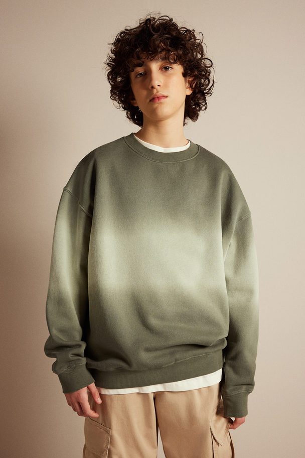 H&M Sweatshirt Khakigrön/batikmönstrad