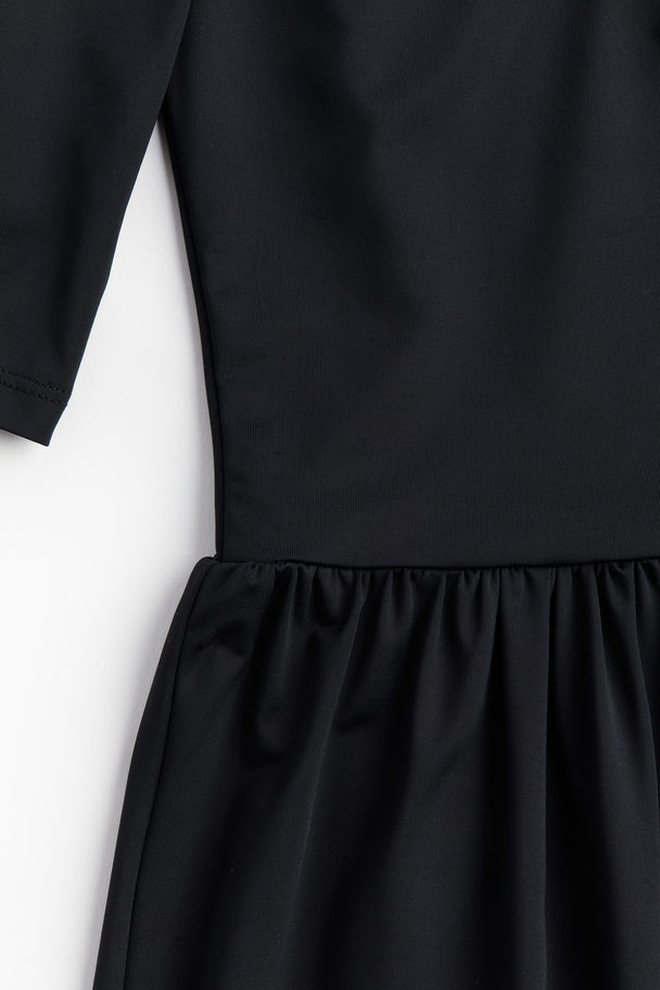 H&M Jerseykleid mit U-Ausschnitt Schwarz