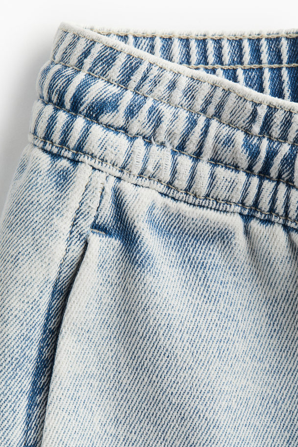 H&M Pull-on-Jeansshorts Blasses Denimblau