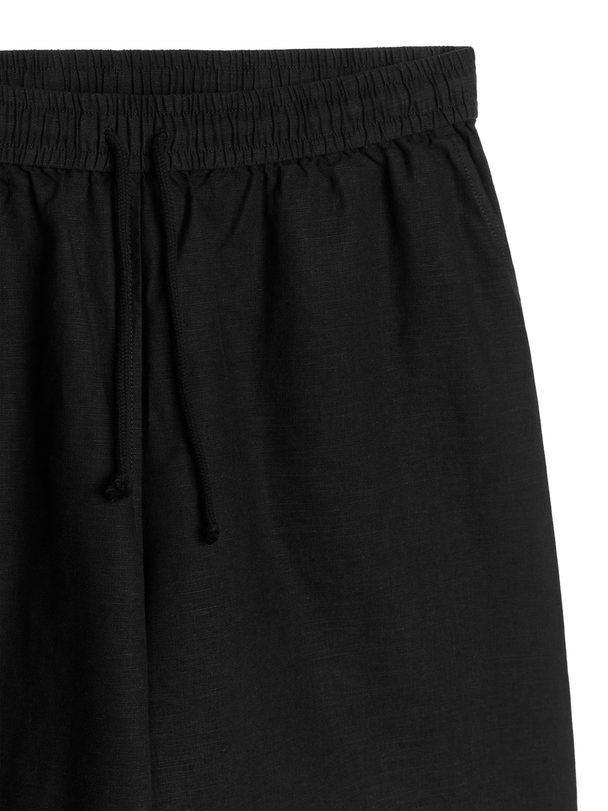 ARKET Leinen-Shorts Schwarz