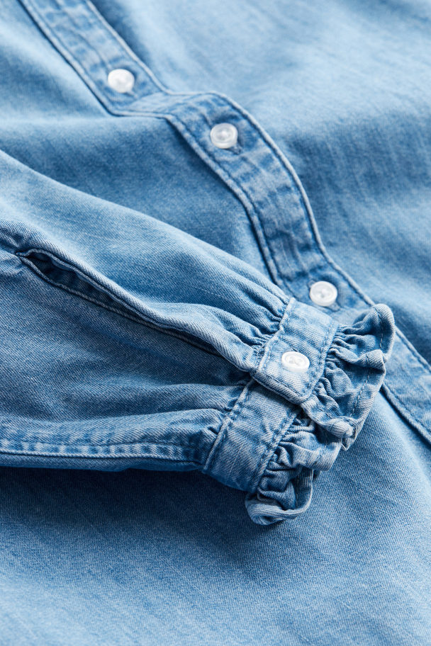 H&M Denimbluse mit Volants Helles Denimblau