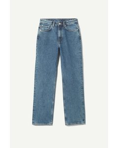Voyage High Straight Jeans