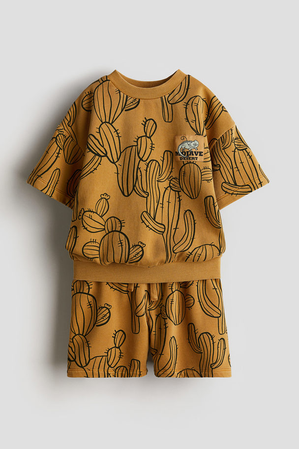 H&M 2-piece Printed Sweatshirt Set Mustard Yellow/cacti