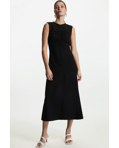 Slim-fit Gathered Midi Dress Black