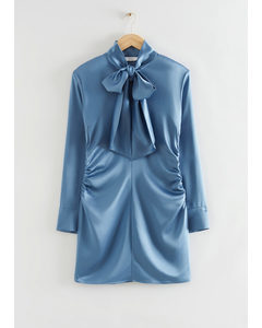 Satijnen Mini-jurk Met Lavallière-hals Blauw Satijn