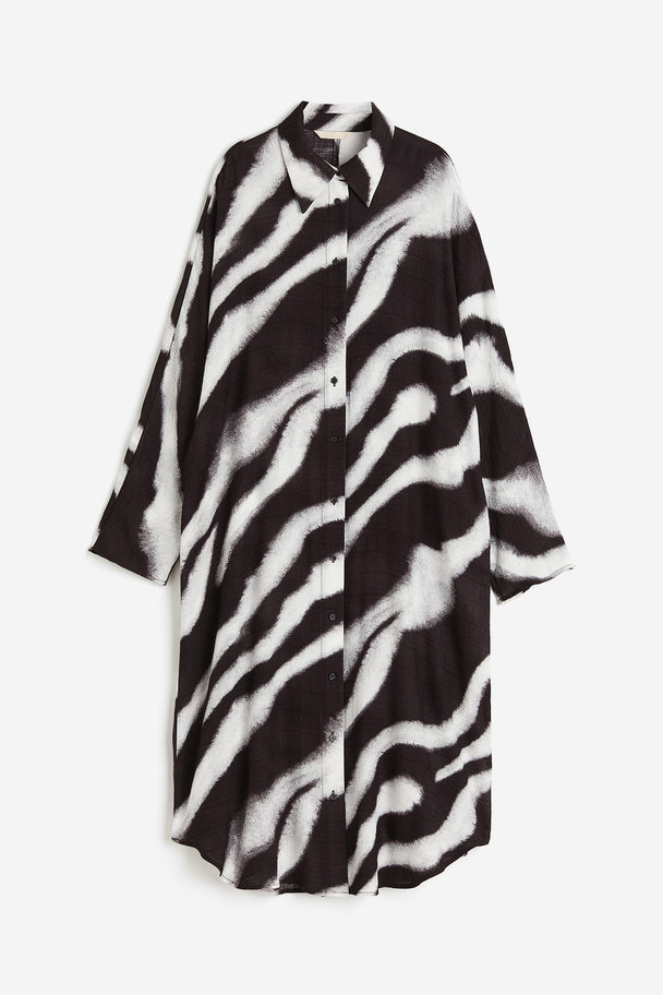 H&M Oversized Skjortekjole Sort/sebratrykk