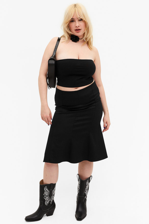 Monki Low Waist Knee Length Skirt Black