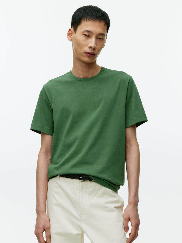 ARKET T-skjorte I Mellomvekt Grønn