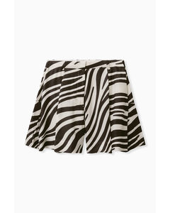 Zebra-print Shorts White / Black