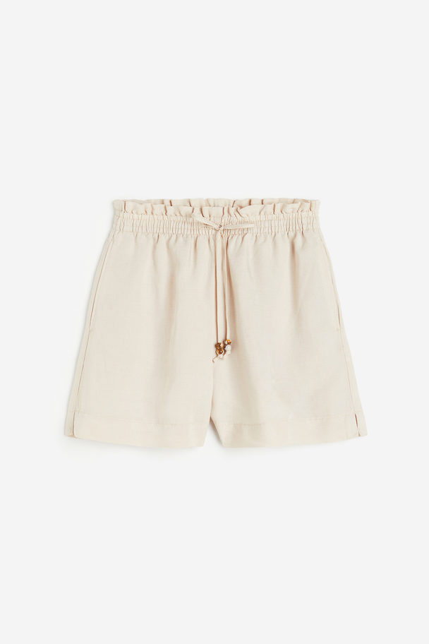 H&M Paperbag-Shorts aus Leinenmix Hellbeige