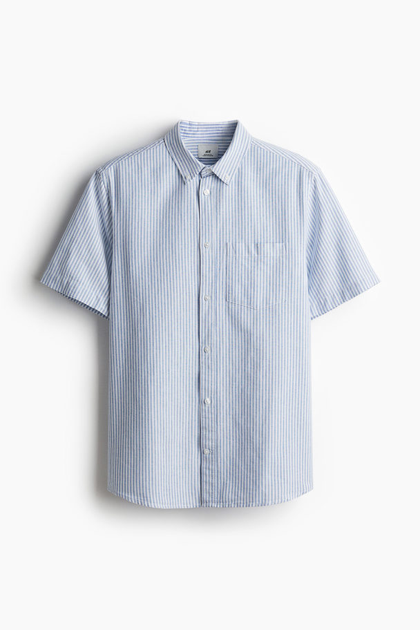 H&M Kurzärmeliges Oxford-Hemd in Regular Fit Blau/Gestreift