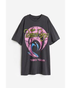 T-Shirt-Kleid mit Frontmotiv Dunkelgrau/The Beach Boys