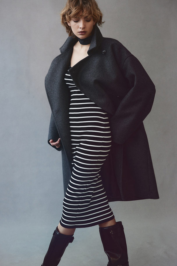 H&M Rib-knit Midi Dress Black/striped