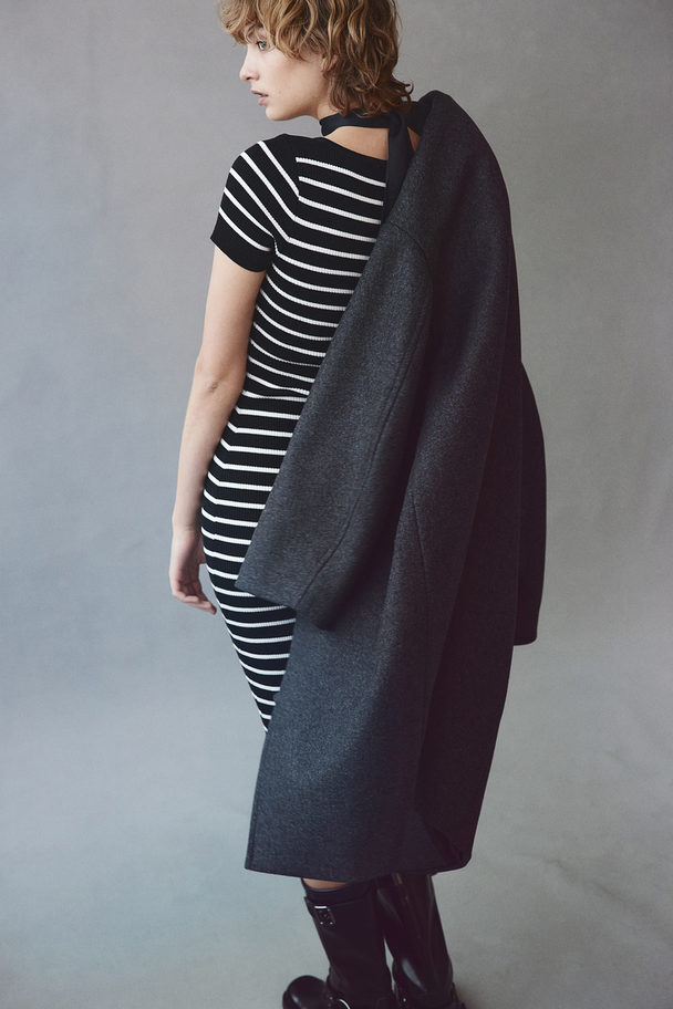 H&M Rib-knit Midi Dress Black/striped