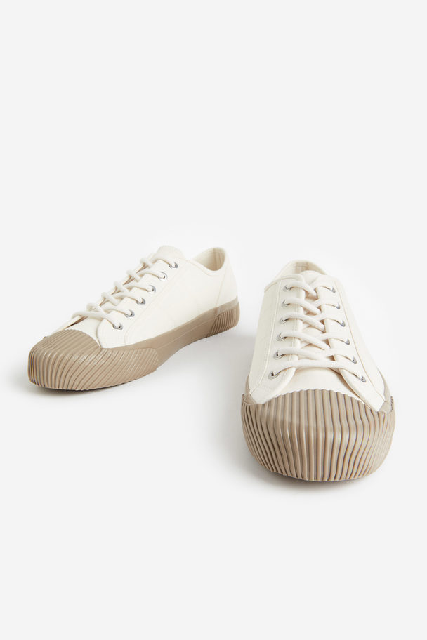 H&M Sneaker aus Canvas Cremefarben/Beige