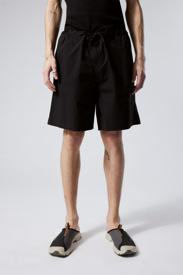 Weekday Parachute Loose Shorts Black