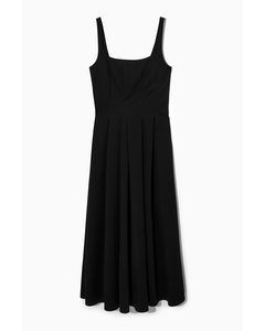 Pleated Jersey Midi Dress Black