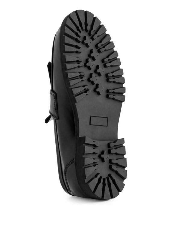 ARKET Fringe Leather Loafers Black