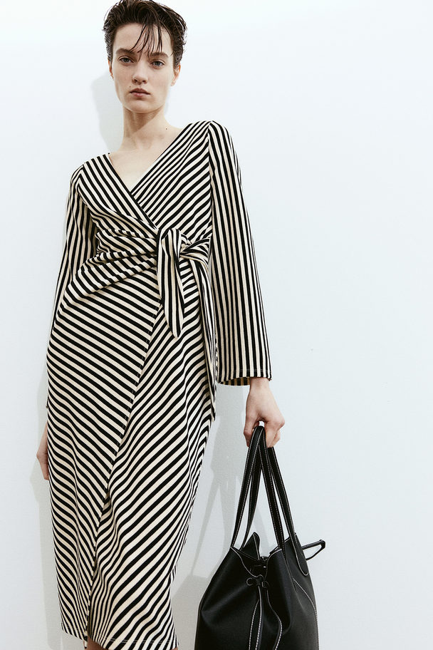H&M Slå Om-kjole I Jersey Creme/sortstribet