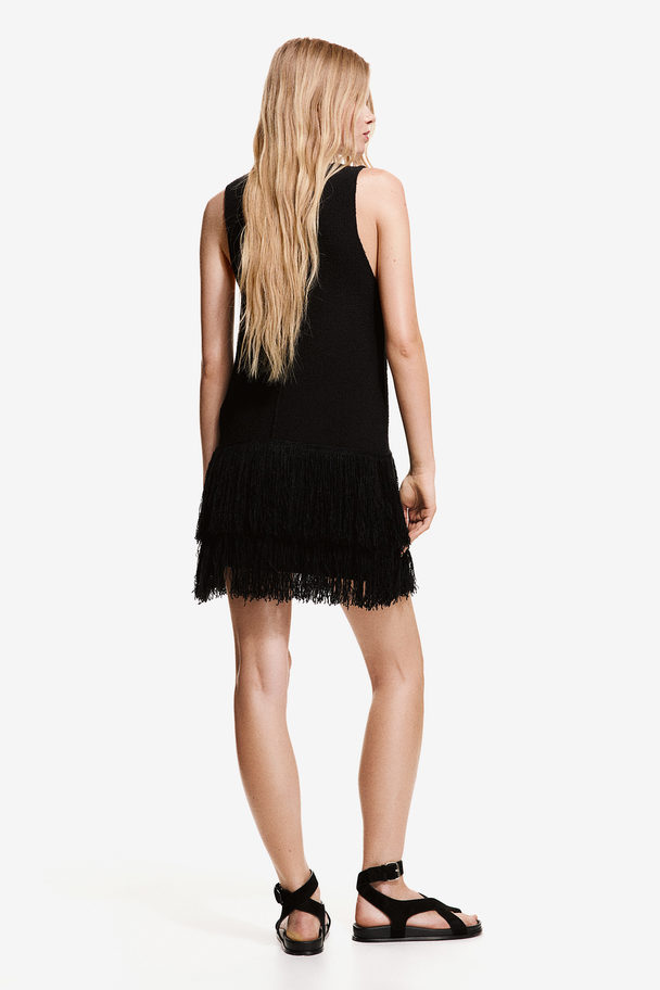 H&M Strickkleid mit Fransenbesatz Schwarz