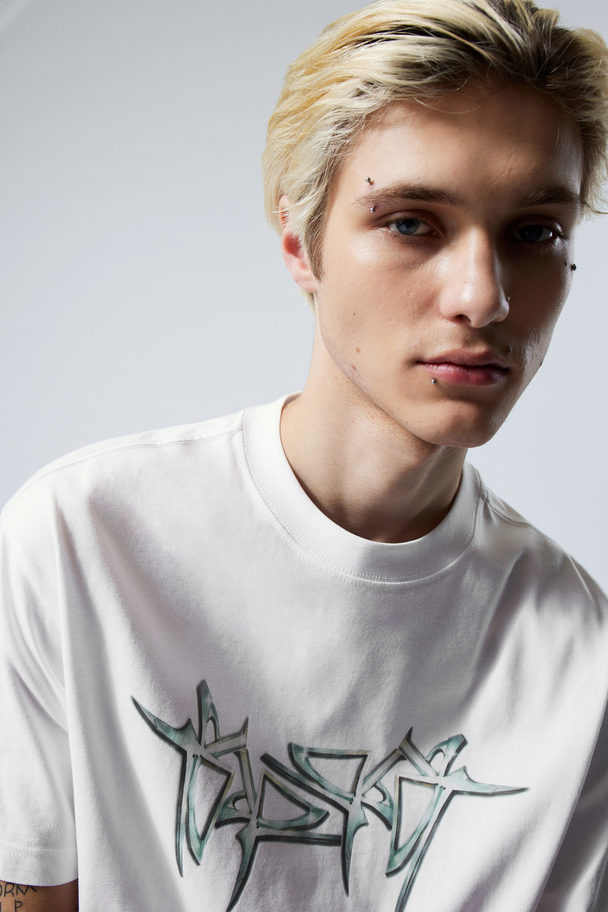 Weekday Oversized T-shirt Med Grafisk Print Blade Tangle