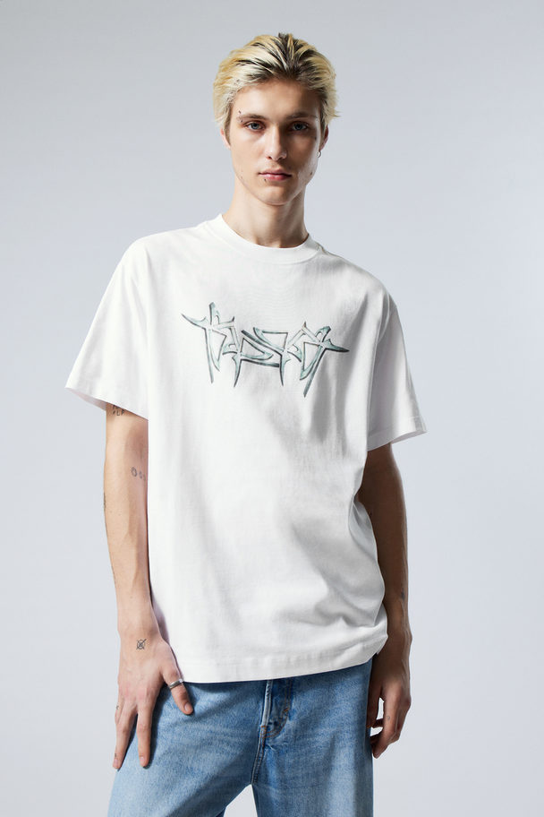 Weekday Oversized-T-Shirt mit Grafikprint Klingen-Wirrwarr