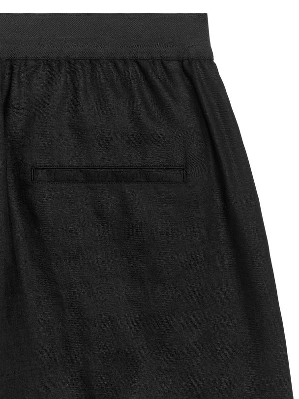 ARKET Knee-length Linen Shorts Black