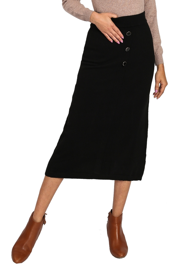 C&Jo Long Skirt With 3 Fancy Buttons On The Front